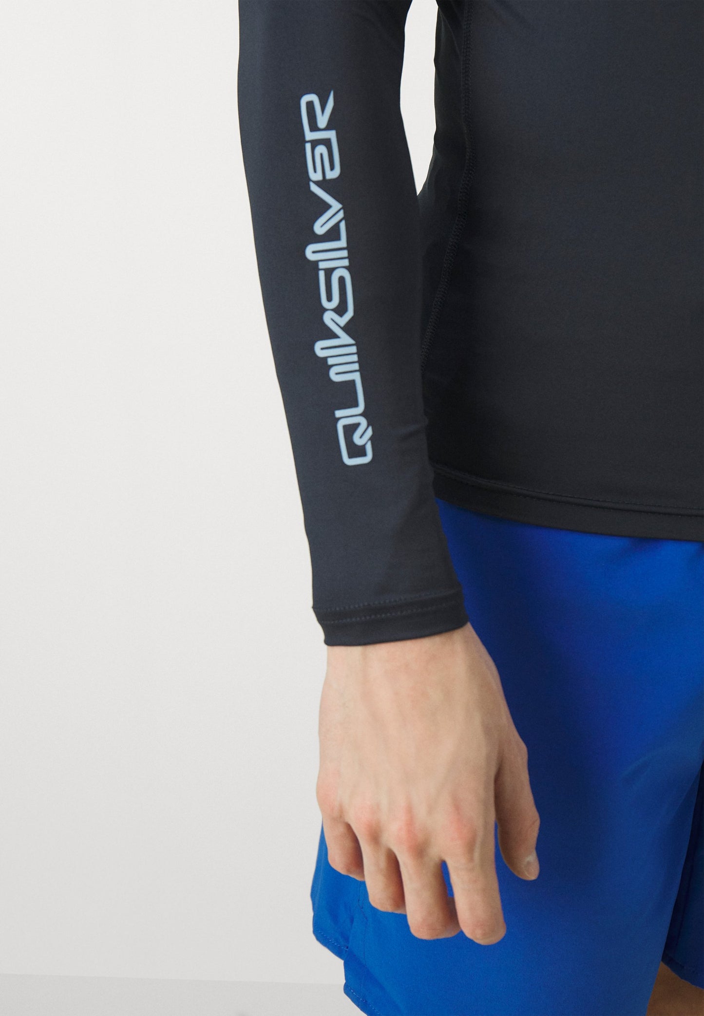 Quiksilver | EVERYDAY UPF50 LS Camisola Proteção Solar Azul Escuro | UPF 50+