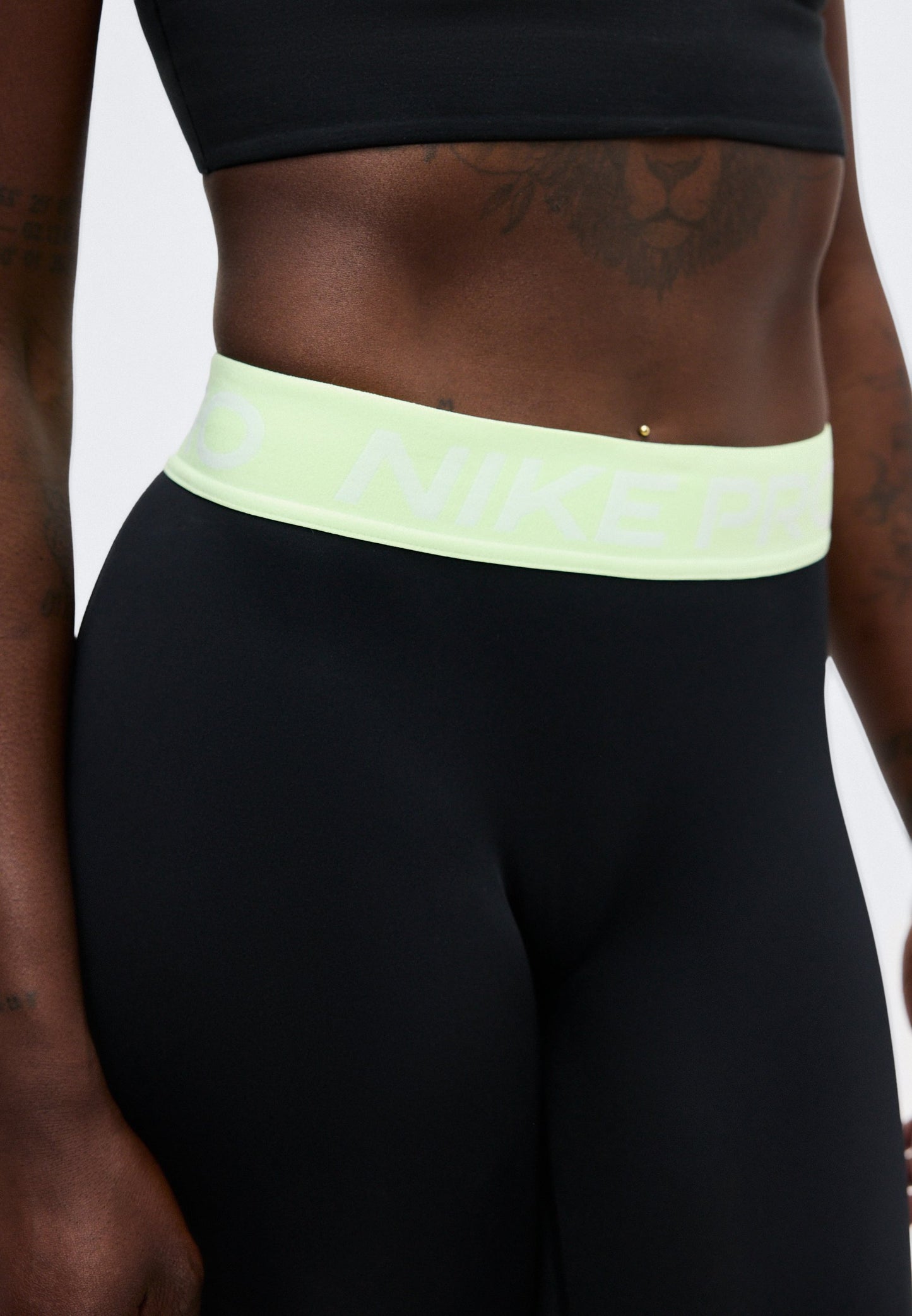Nike Performance | 365 TIGHT Leggings Pretas Dri-FIT | Treino e Fitness