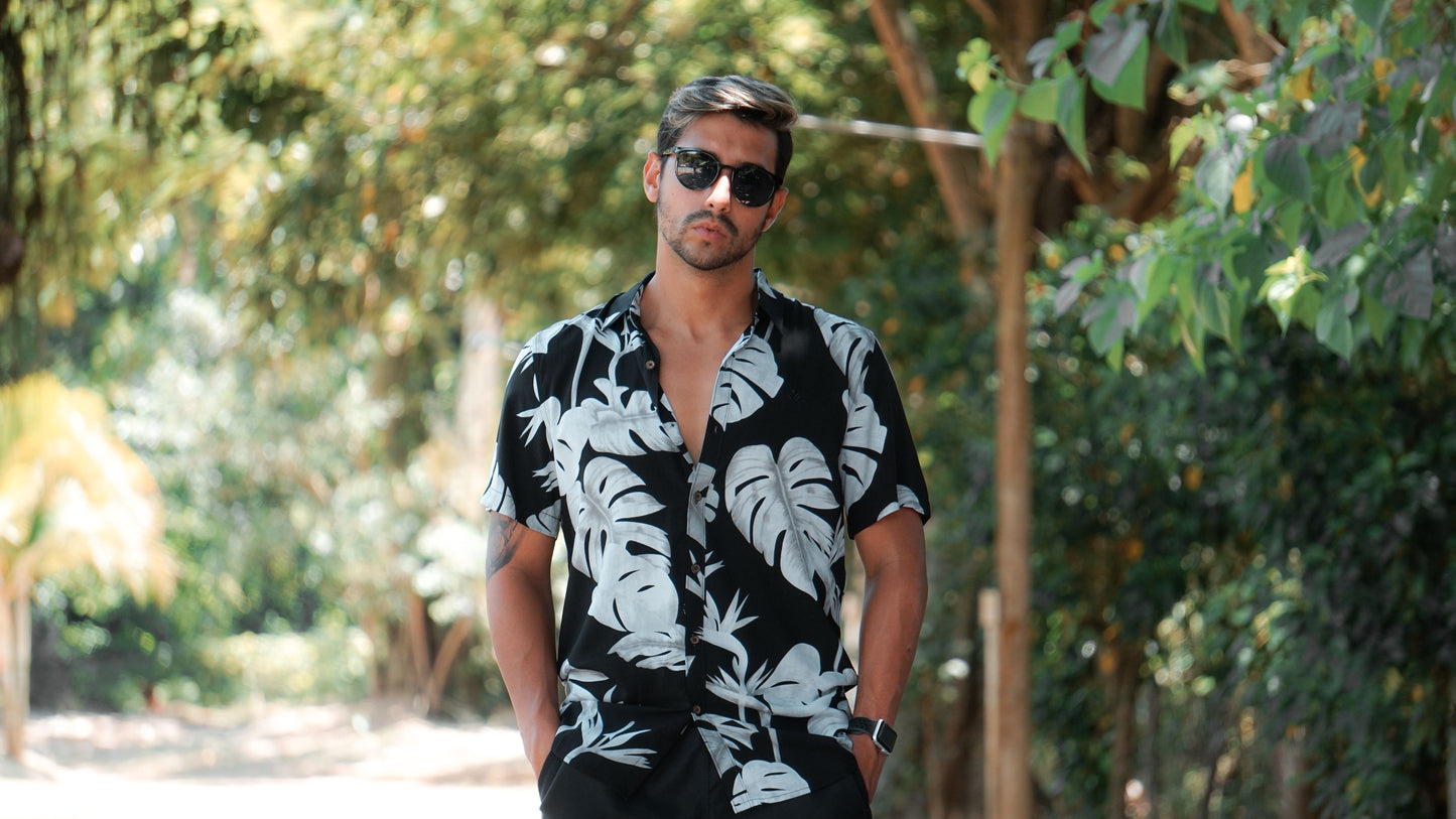 Camisa de Manga Curta Listrada Masculina – Estilo Casual de Verão