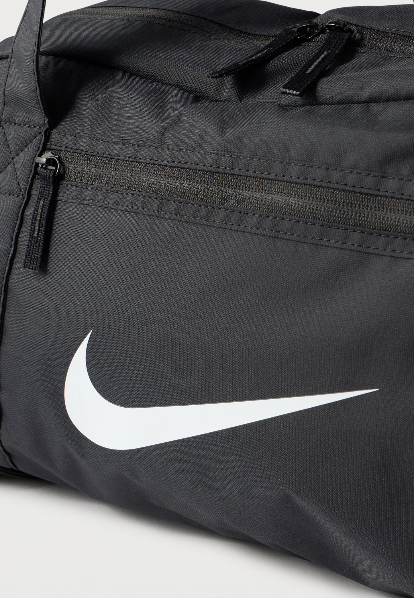 Nike Performance | GYM CLUB BAG Saco de Desporto Preto/Branco