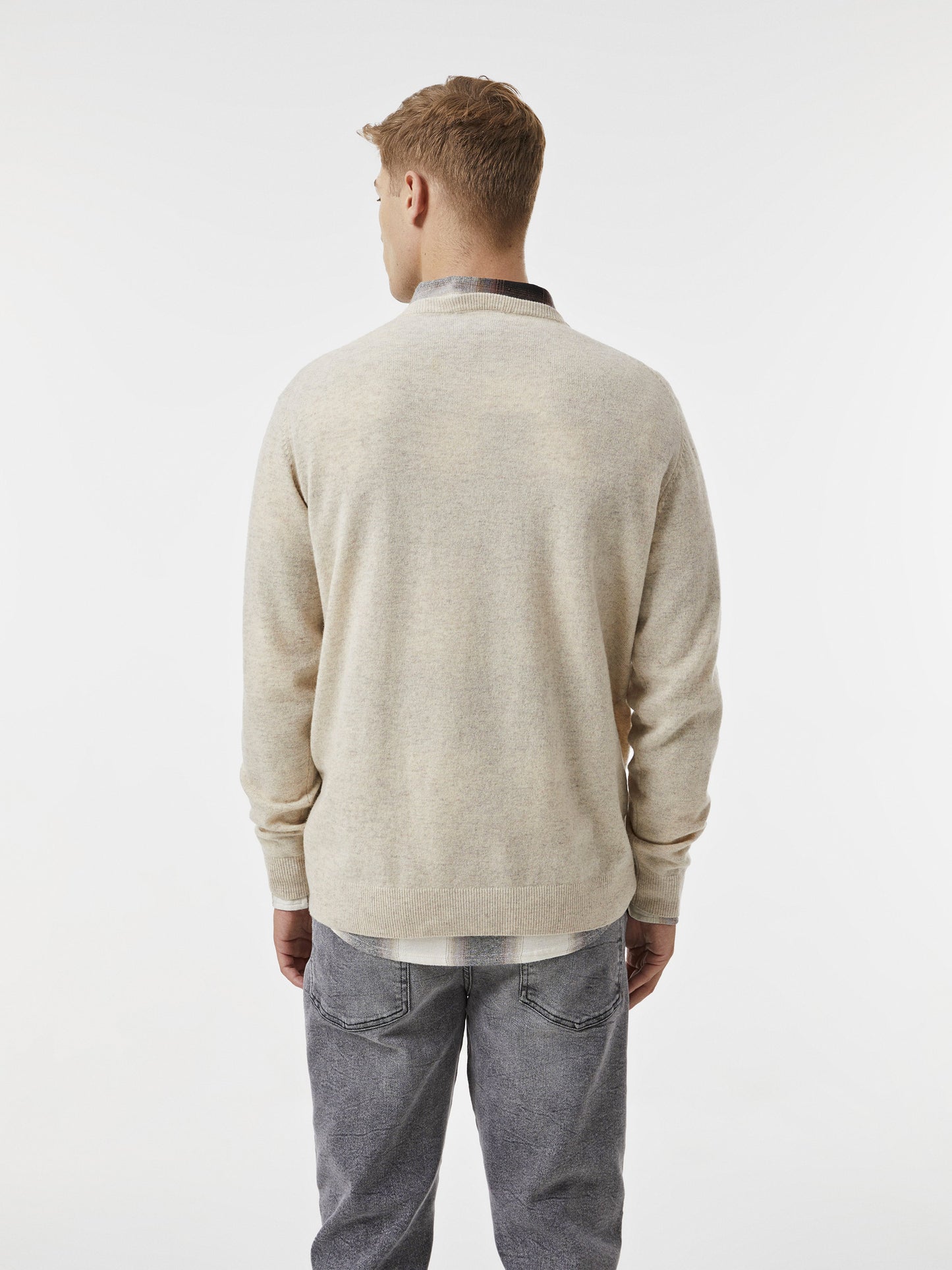 Pullover de Malha com Decote em V e Detalhes Canelados