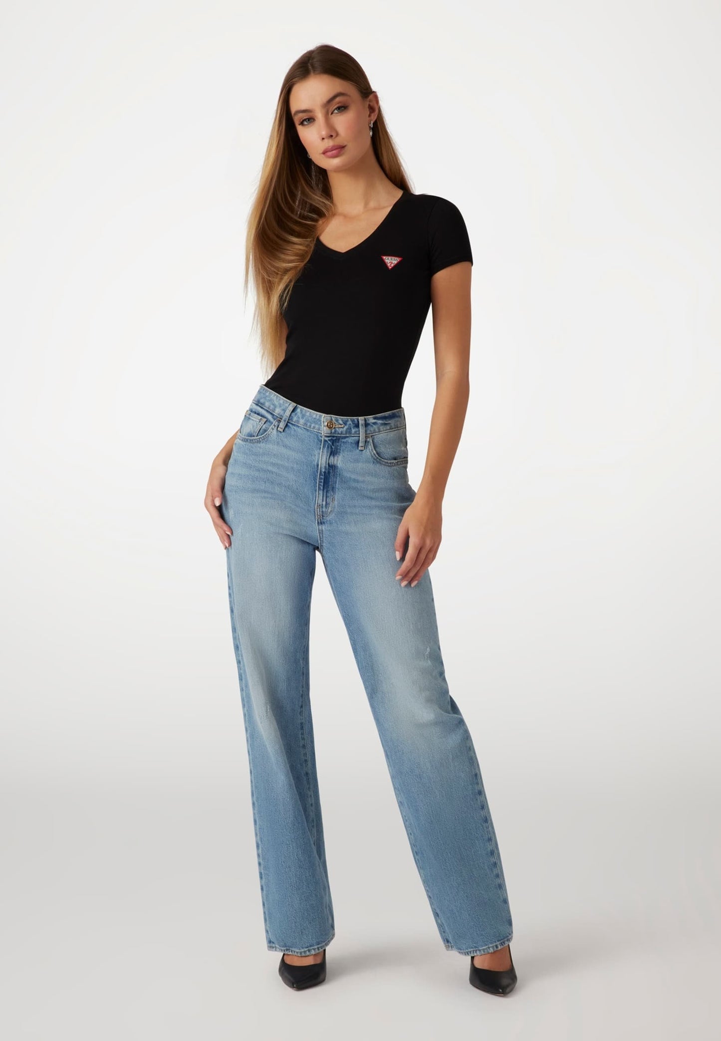 MINI TRIANGLE TEE — T-Shirt Básica Guess | Jet Black