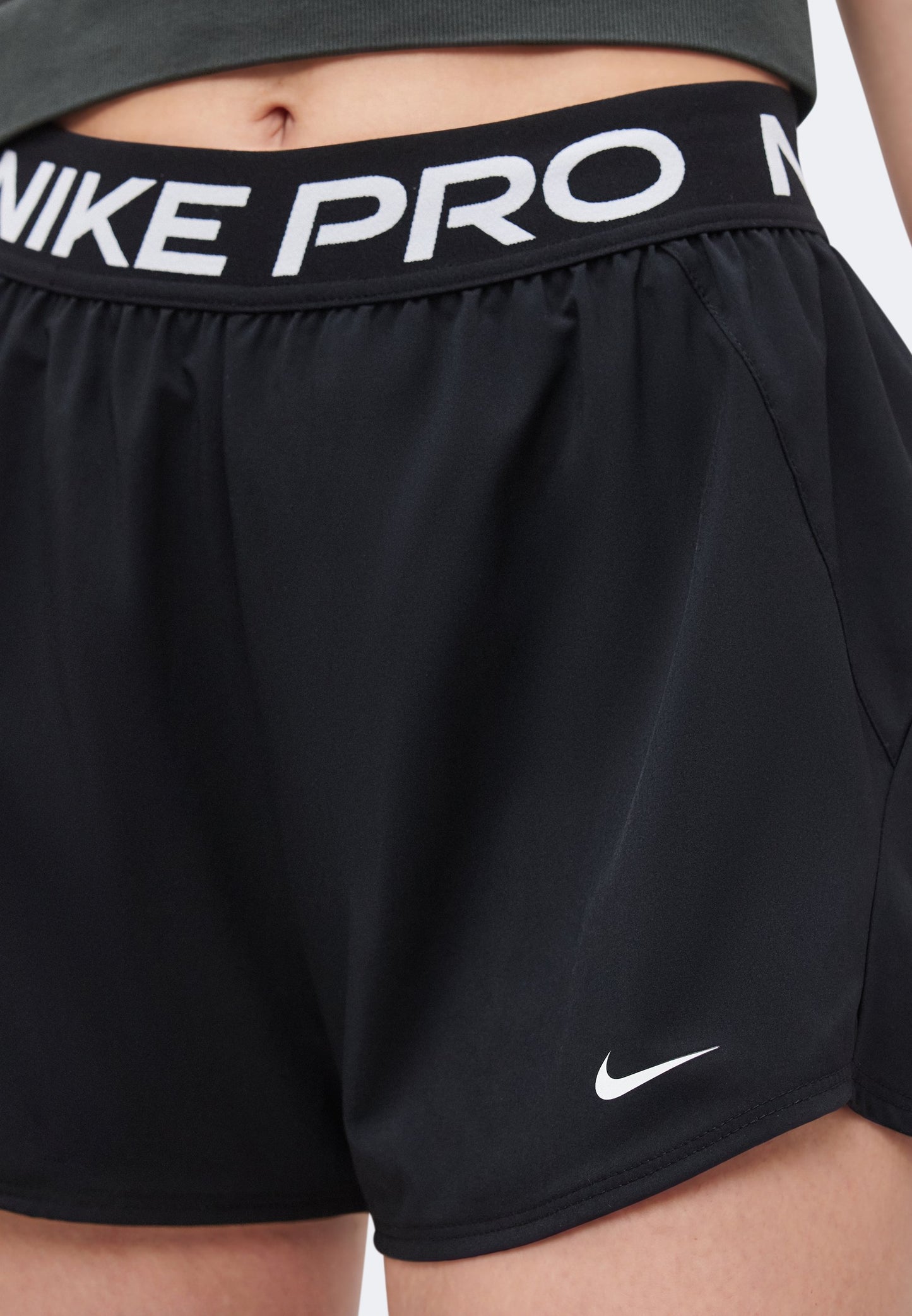 Nike Performance | SHORT Calções Desportivos Pretos com Leggings Integradas