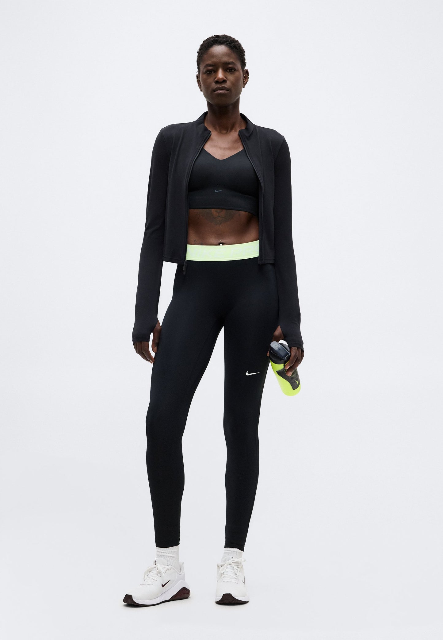 Nike Performance | 365 TIGHT Leggings Pretas Dri-FIT | Treino e Fitness