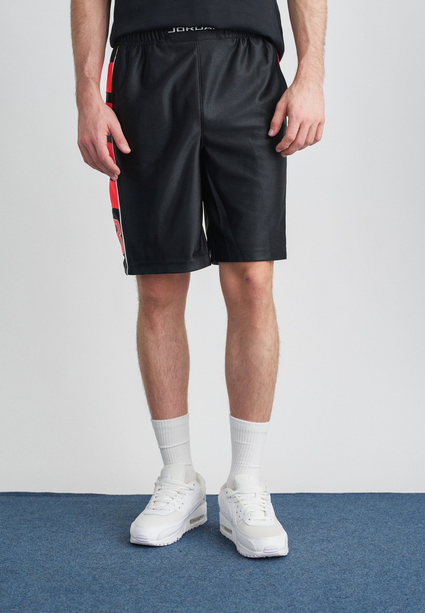 Jordan | M J BRK CAT SCRATCH SHORT Calções Treino Preto/Vermelho | Malha