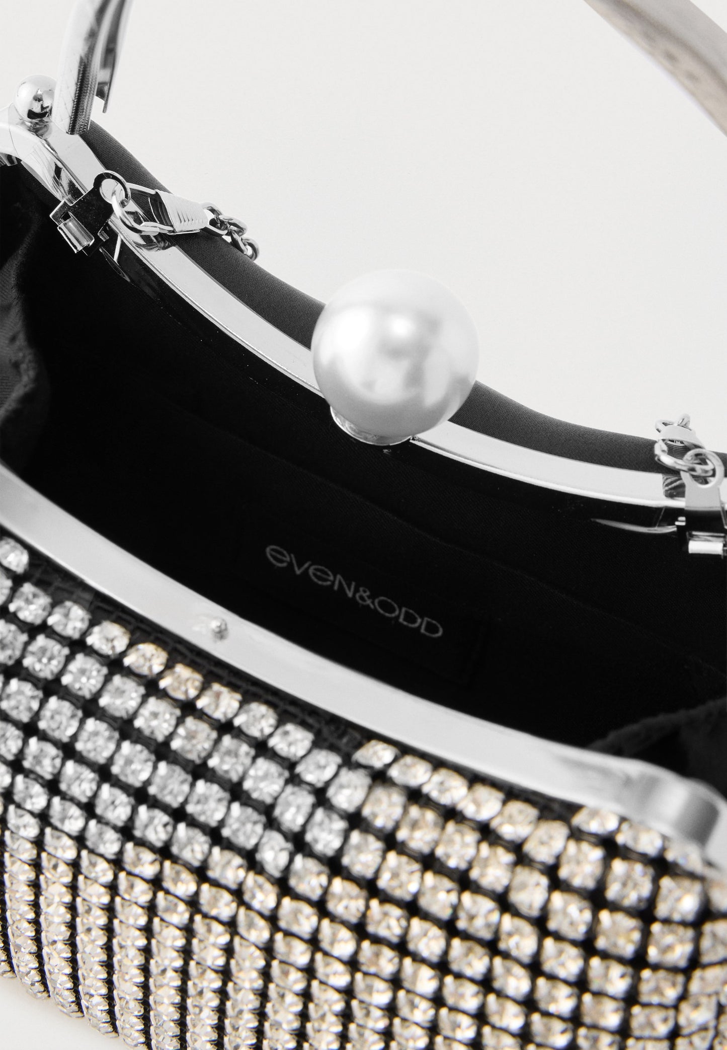 Even&Odd | Carteira de Mão Prateada com Strass e Alça a Tiracolo