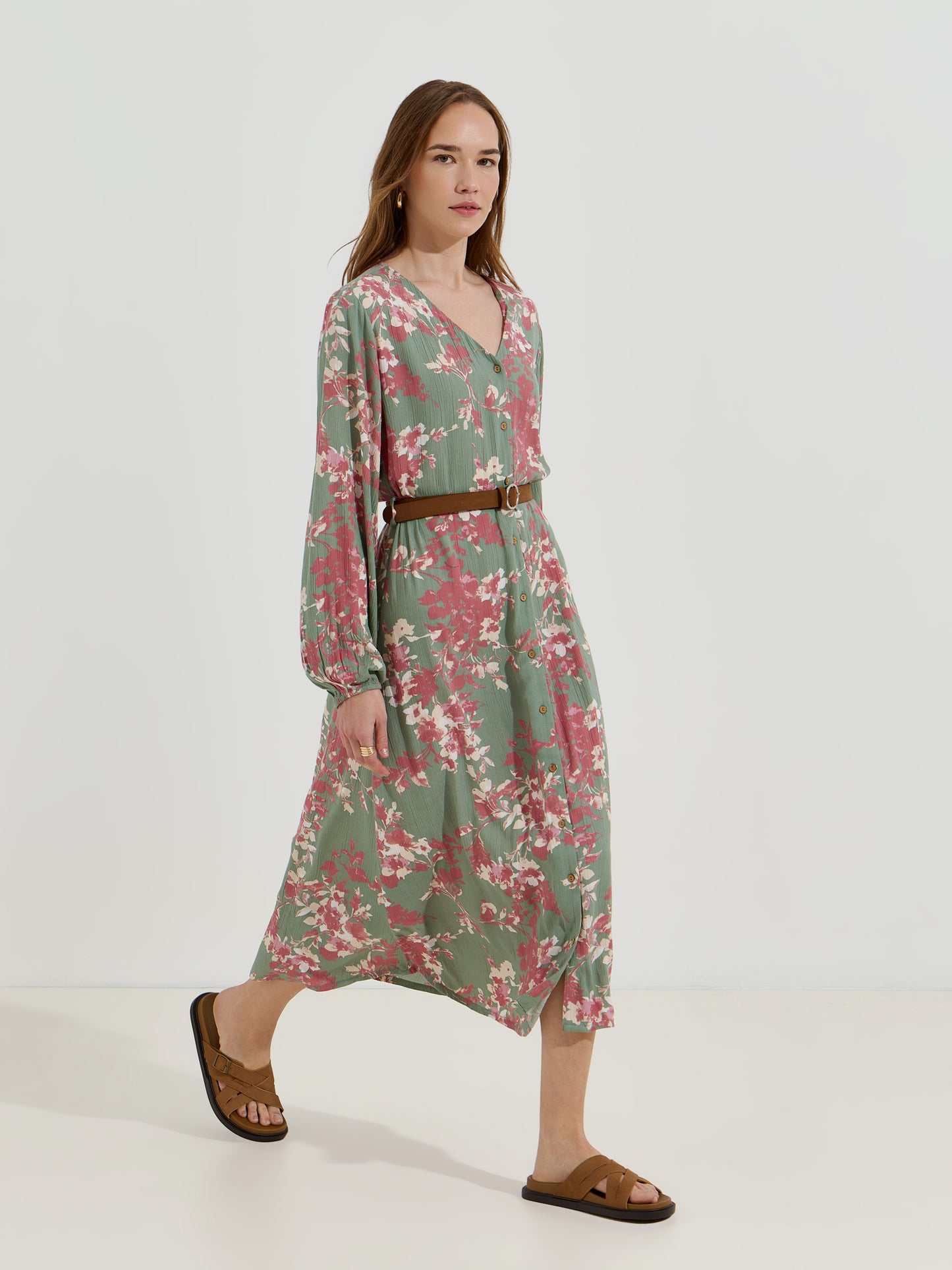 Vestido Midi Floral com Decote em V