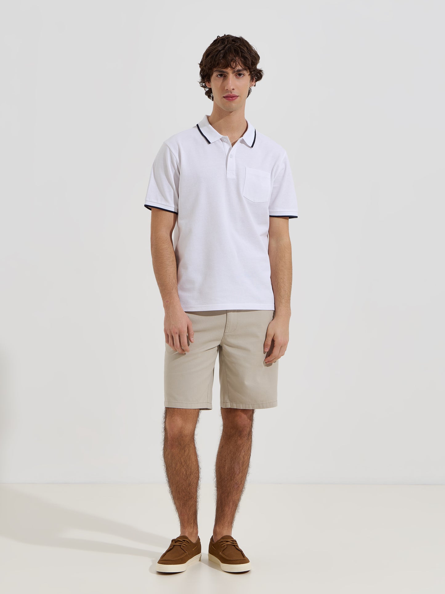 Polo 100% Algodão com Bolso no Peito | Detalhe em Contraste — Várias Cores