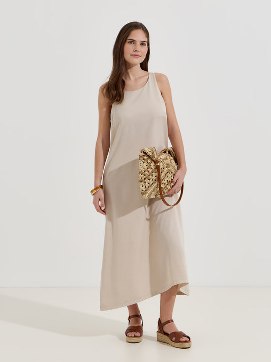 Vestido Midi Fluído Sem Mangas com Decote Redondo e V nas Costas