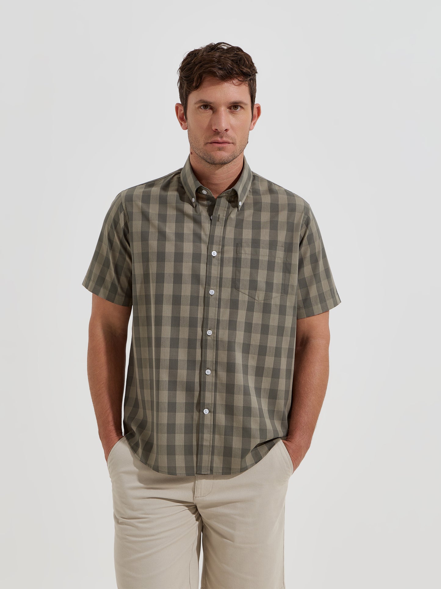 Camisa de Manga Curta aos Quadrados com Bolso no Peito — S a XXL