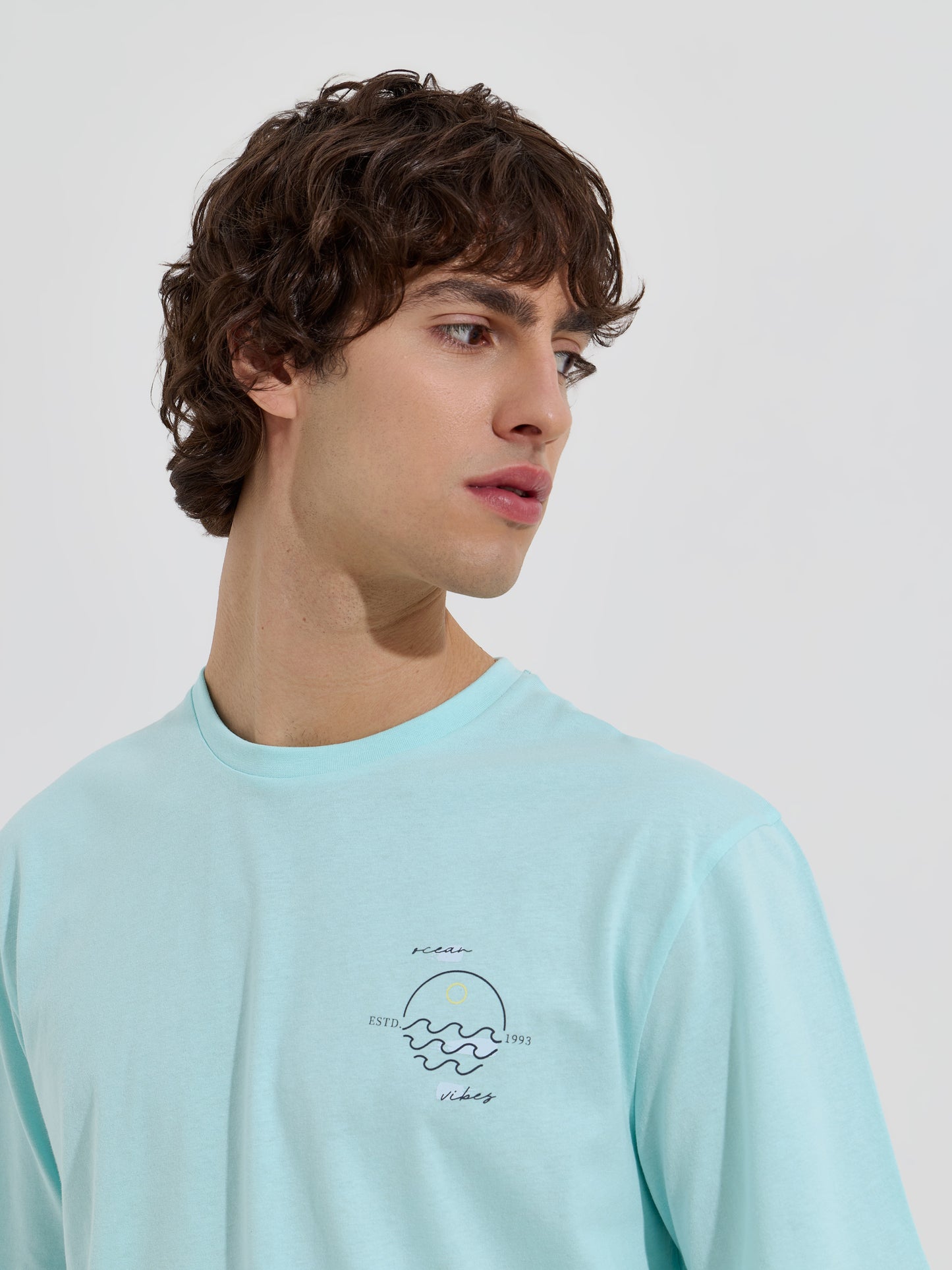 T-Shirt Estampada em Algodão com Decote Redondo