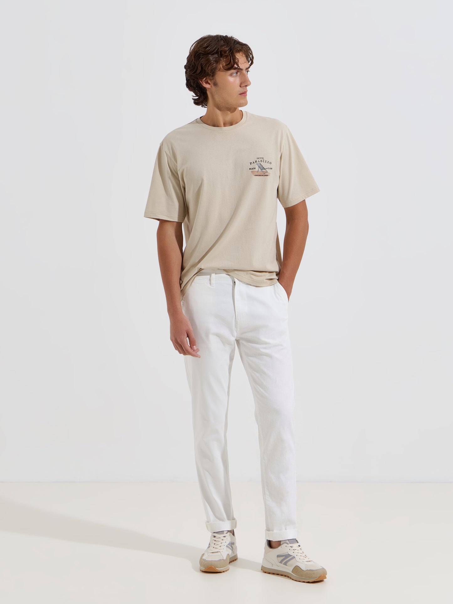 T-Shirt em Algodão com Estampado no Peito | Casual e Versátil — S a XXL