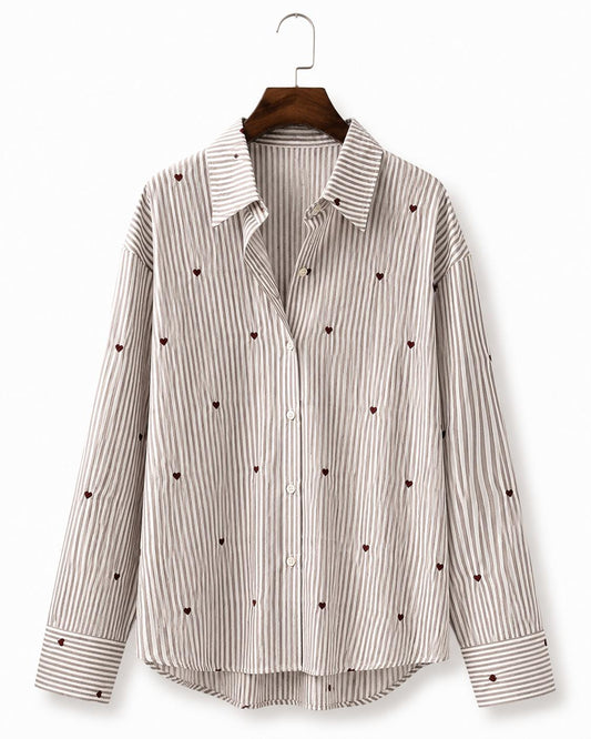 Camisa Feminina Listrada com Lapela e Botões
