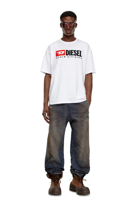 DIESEL T-Boxt-Div — T-Shirt Relaxed em Algodão Orgânico com Logo Maxi