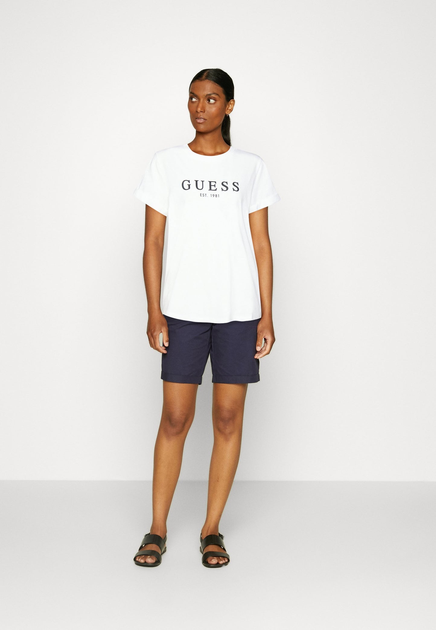 ROLL CUFF — T-Shirt Estampada Guess | Pure White